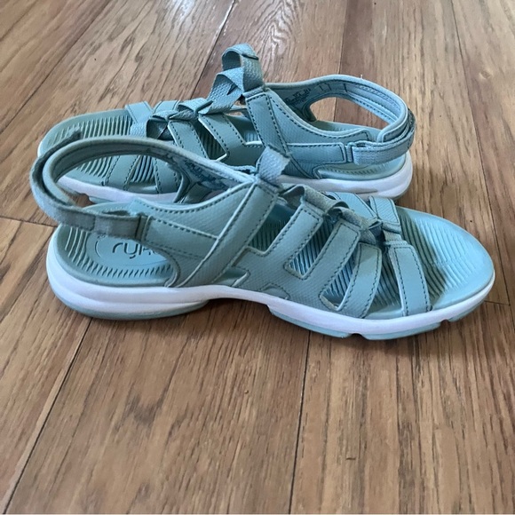 RYKA-Stylish women’s Sandals in Light Green - Picture 3 of 5